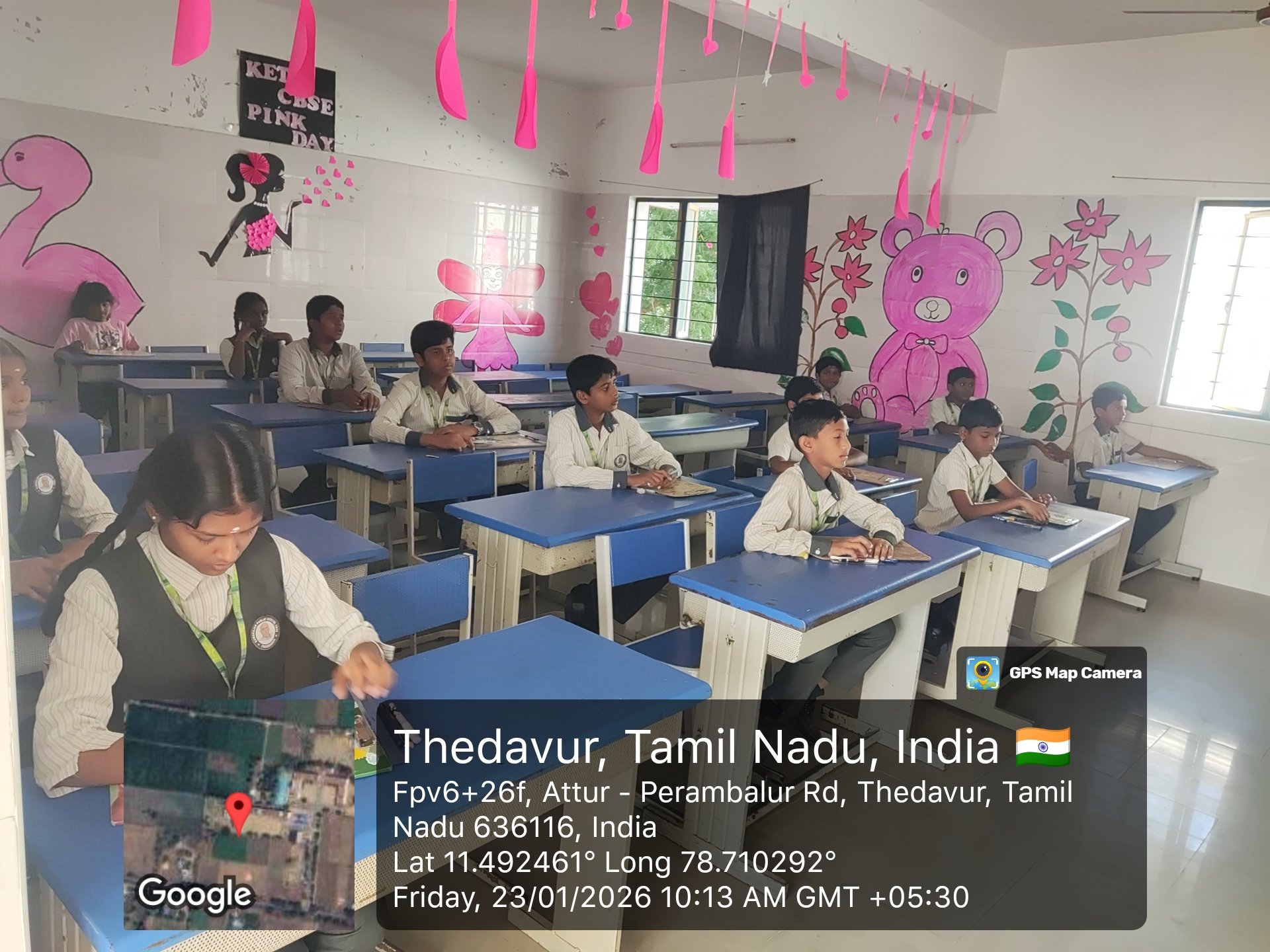 மாணாக்கர்கள் கையொப்பமிடுதல் (அறை 2)